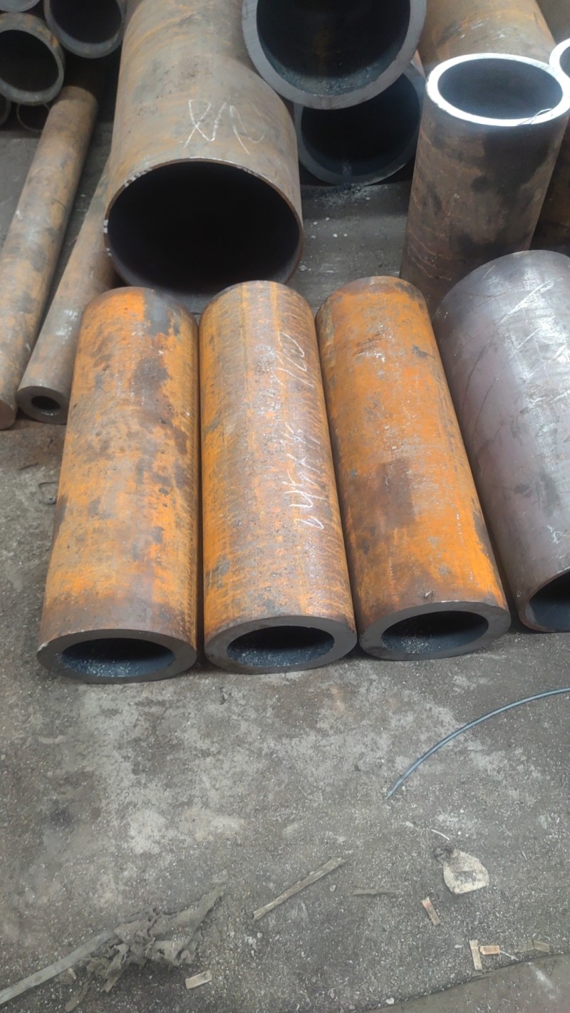 迁西迁西迁西20CrMo无缝钢管切割